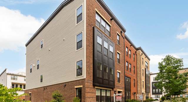 Photo of 7458 Backett Wood Ter #401, Mclean, VA 22102