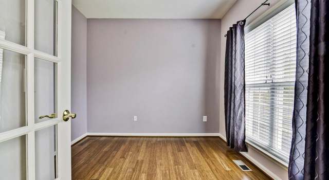 Photo of 8 Towering Oaks Dr, Fredericksburg, VA 22405