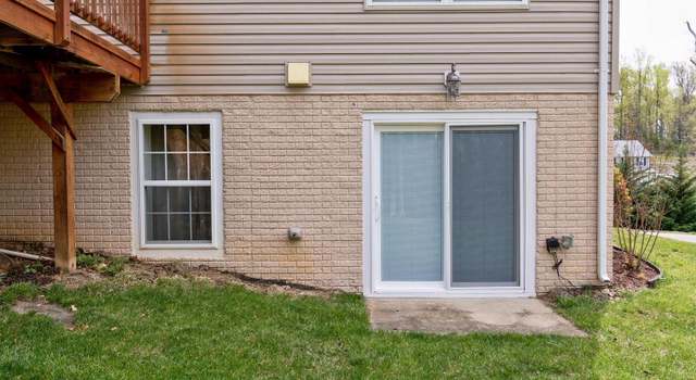 Photo of 8 Towering Oaks Dr, Fredericksburg, VA 22405