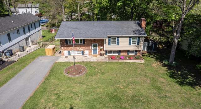 Photo of 6418 Oak Hill Dr, Sykesville, MD 21784