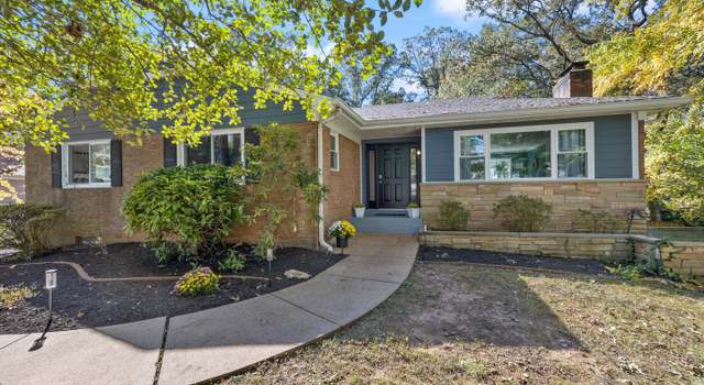 Photo of 2904 Hideaway Rd, Fairfax, VA 22031