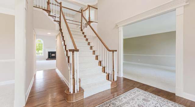 Photo of 17937 Manassas Gap Ct, Hamilton, VA 20158