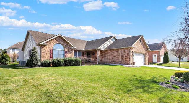 Photo of 6272 Oak Leaf Ln N, Fayetteville, PA 17222