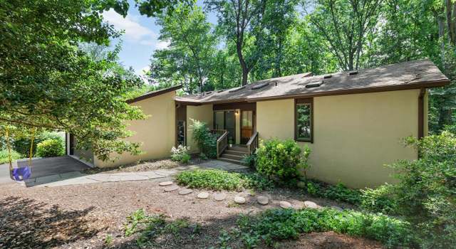 Photo of 2075 Amberjack Ct, Reston, VA 20191