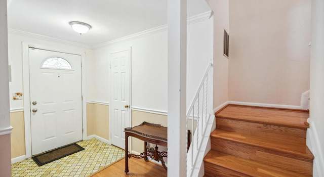 Photo of 9420 Candleberry Ct, Burke, VA 22015