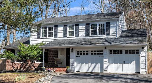 Photo of 9 Cooper Run Dr, Cherry Hill, NJ 08003