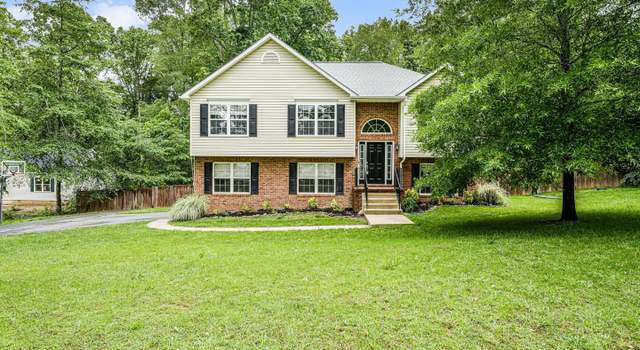 Photo of 20 Breezy Hill Dr, Stafford, VA 22556