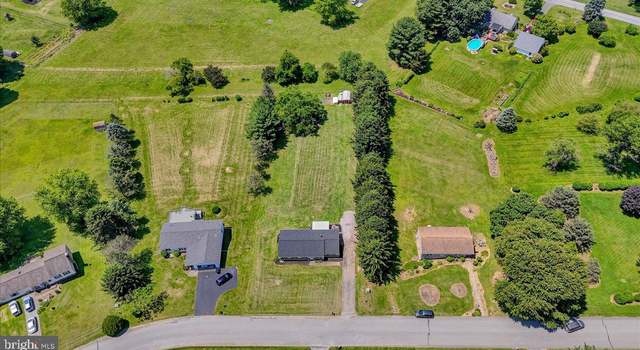 Photo of 917 Ruby Ln, Wrightsville, PA 17368