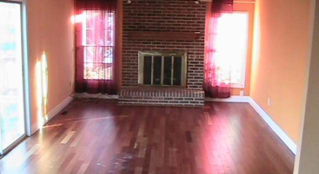 Photo of 14422 Round Lick Ln, Centreville, VA 20120