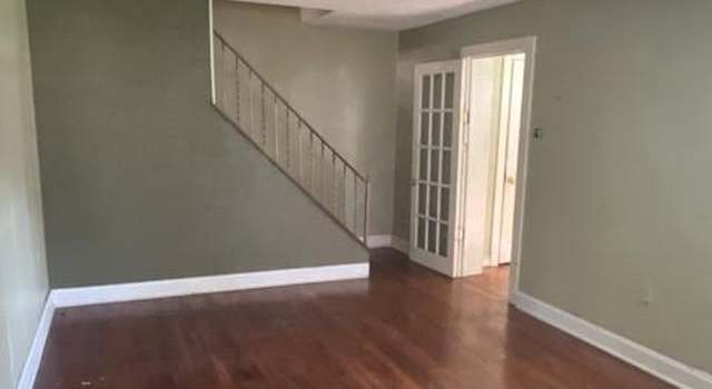 Photo of 900 Edgewood Ave, Trenton, NJ 08618