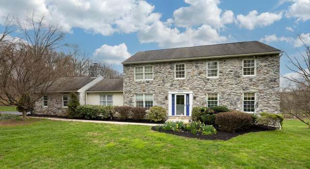 Photo of 1009 Meadow Crest Dr, Phoenixville, PA 19460