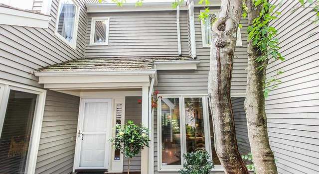 Photo of 1586 Brass Lantern Way, Reston, VA 20194