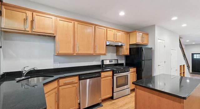 Photo of 412 N Chester St, Baltimore, MD 21231