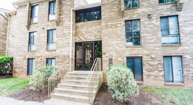 Photo of 2312 Freetown Ct Unit 1B, Reston, VA 20191