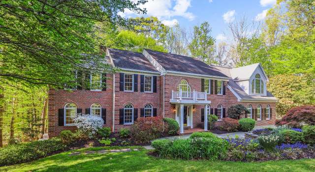Photo of 5937 Fairview Woods Dr, Fairfax Station, VA 22039