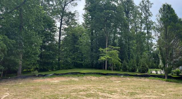 Photo of 15109 Rosecroft Rd, Rockville, MD 20853