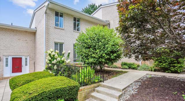 Photo of 5525 Burnside Dr #5525, Rockville, MD 20853