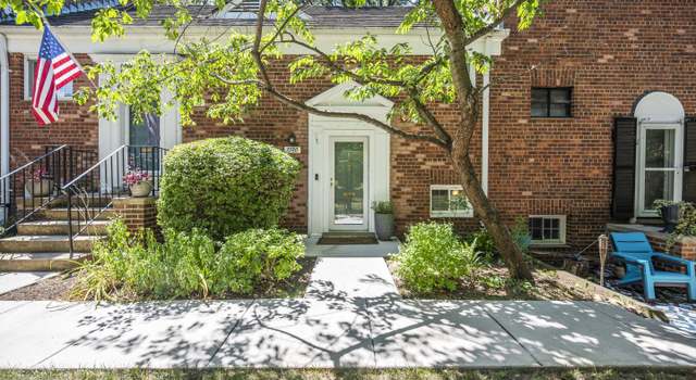 Photo of 3580 Martha Custis Dr, Alexandria, VA 22302