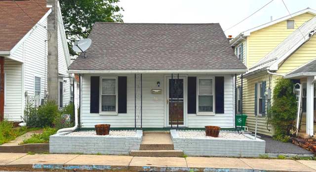 Photo of 55 F St, Carlisle, PA 17013