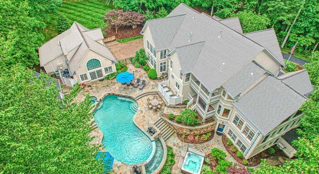 Photo of 5026 Huntwood Manor Dr, Fairfax, VA 22030