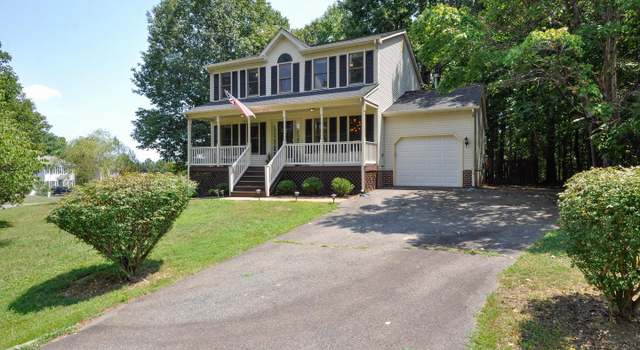 Photo of 9913 Millstone Dr, Fredericksburg, VA 22407