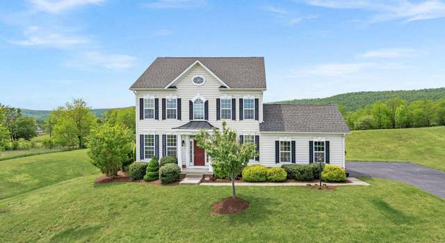 Photo of 14211 Saratoga Park Dr, Hillsboro, VA 20132