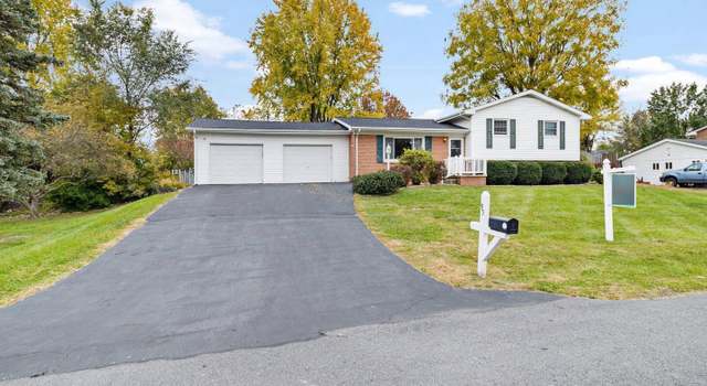 Photo of 95 Tammy Ln, Martinsburg, WV 25405