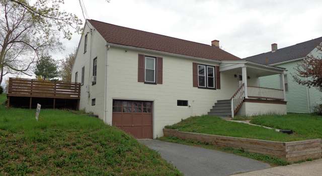 Photo of 439 Queen St, Chambersburg, PA 17201