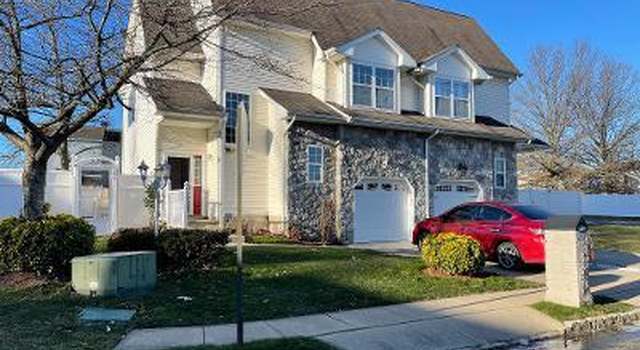 Photo of 7 Bonnie Ct, Lawrenceville, NJ 08648