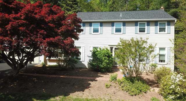 Photo of 10 Fox Chase, Glenmoore, PA 19343