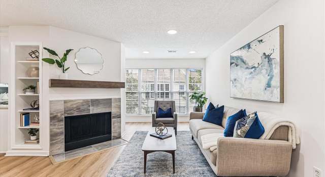Photo of 12105 Greenway Ct #201, Fairfax, VA 22033