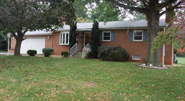Photo of 3889 Shadywood Dr, Jefferson, MD 21755