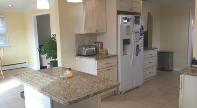 Photo of 30 Partridge Ave, Ridley Park, PA 19078