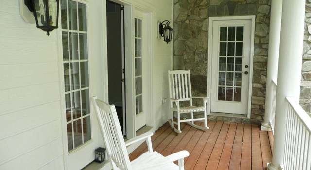 Photo of 17796 Leeland Orchard Rd, Leesburg, VA 20176