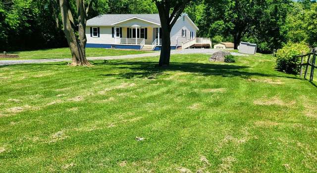 Photo of 18000 Davis Ln, Boonsboro, MD 21713