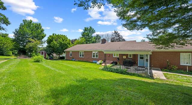 Photo of 296 Lambert Ave, New Windsor, MD 21776