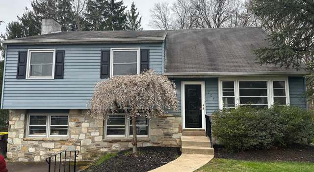 Photo of 204 Cornwall Dr, Chalfont, PA 18914