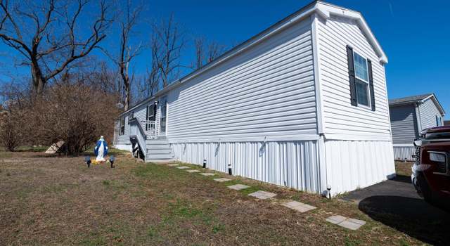 Photo of 318 Oak St, Hamburg, PA 19526