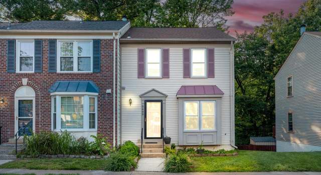 Photo of 5690 Chapel Run Ct, Centreville, VA 20120