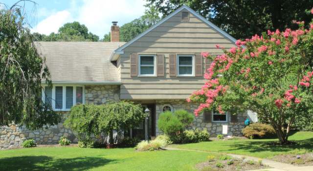 Photo of 1034 Crozer Ln, Springfield, PA 19064