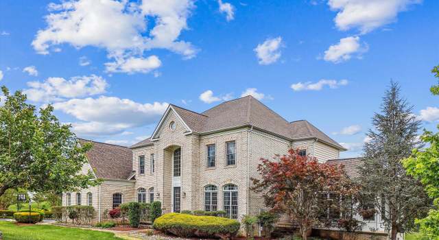 Photo of 4 Hidden Ponds Ct, Gaithersburg, MD 20878
