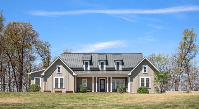 Photo of 551 Jacksons Chase Dr, Middletown, VA 22645
