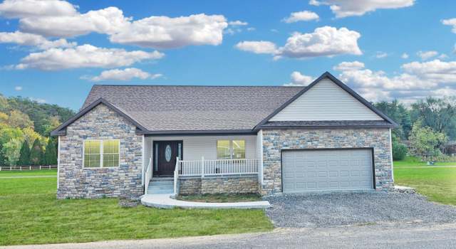 Photo of 37 W Creek Run Loop, Fort Ashby, WV 26719