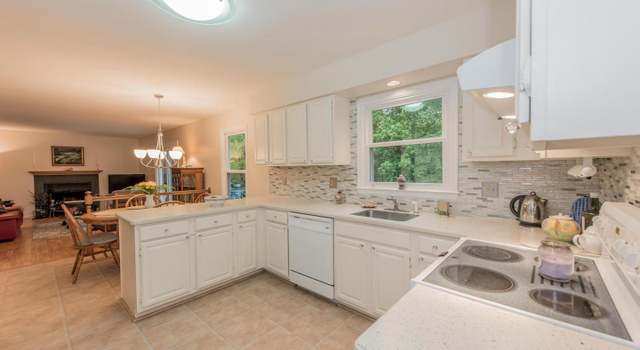 Photo of 7832 Main Falls Cir, Catonsville, MD 21228