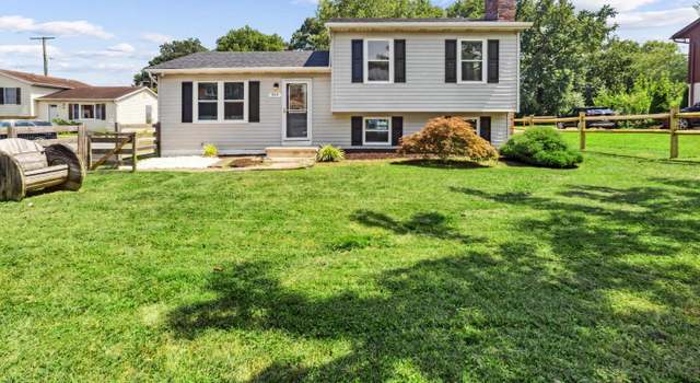 Photo of 949 N Marlyn Ave, Essex, MD 21221