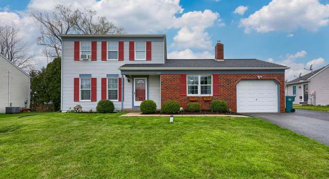 Photo of 12 Cobblestone Dr, Willow Street, PA 17584
