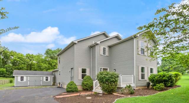 Photo of 37400 Whitacre Ln, Purcellville, VA 20132