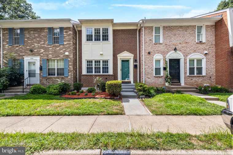 Photo of 9067 Giltinan Ct Springfield, VA 22153