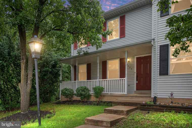 Photo of 5122 Redbud Rd Fredericksburg, VA 22407