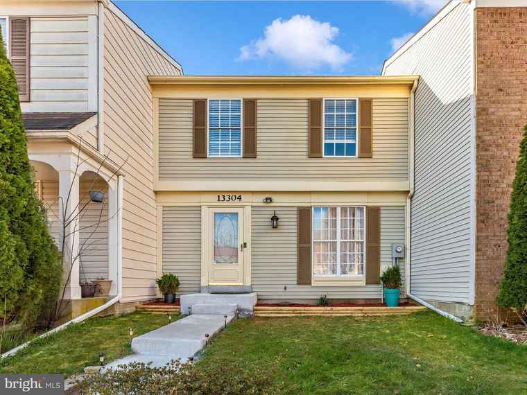 Photo of 13304 Country Ridge Dr Germantown, MD 20874
